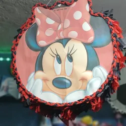 Piñata Minnie Mouse 