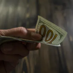 $100 en Cuba 