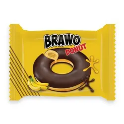 Dona cubierta de chocolate y rellena de banana 