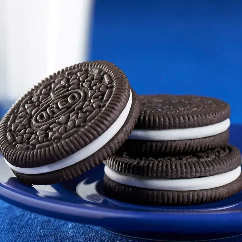 Galletas de Chocolate Rellenas OREO - 3 libras