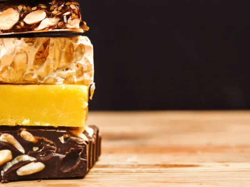 Turrones, tabletas y bombones de chocolate 