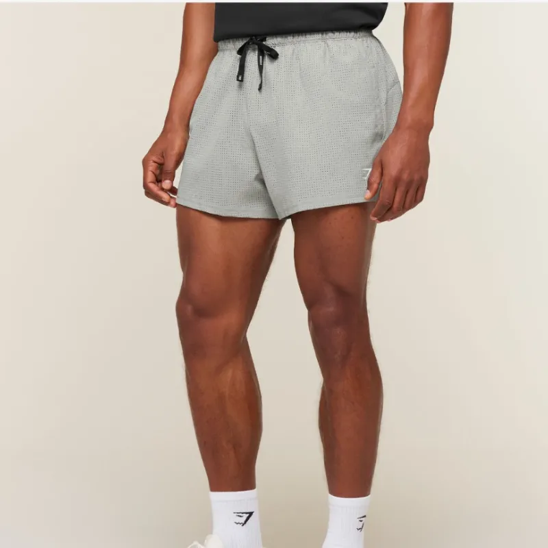 Train 4” Shorts Gris