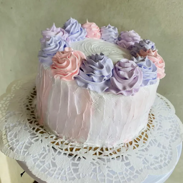 Bienvenidos a "Pa' que se te antojen"

En nuestro rincón dulce, cada bocado está diseñado para despertar tus antojos. Desde deliciosos pasteles y galletas recién horneadas hasta postres creativos que deleitan los sentidos, nuestra repostería es el resultado de pasión y dedicación. 

Cada receta es elaborada con ingredientes de la más alta calidad, pensando en ofrecerte momentos de felicidad en cada mordisco. Ya sea para una celebración especial o simplemente para consentirte, en "Pa' que se te antojen" tenemos algo perfecto para ti.

¡Déjate seducir por nuestros sabores y descubre el placer de lo dulce!