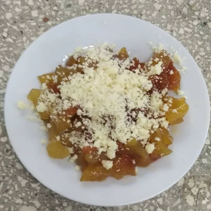 Dulce de Frutas Bomba con Queso