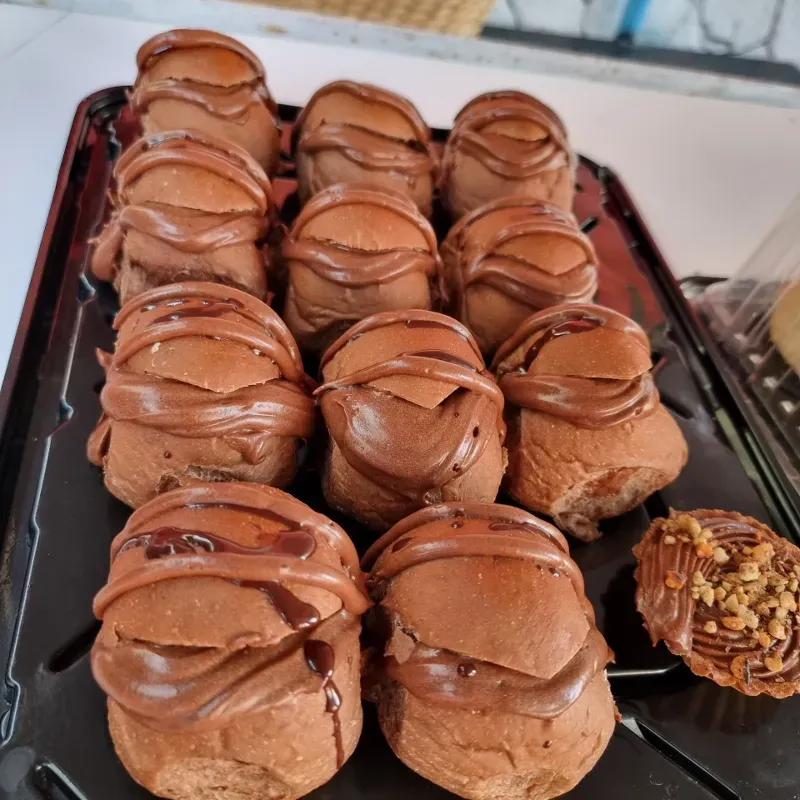 Bombas de chocolate rellena de crema musselina chocolate