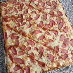 Pizza familiar de salchicha 