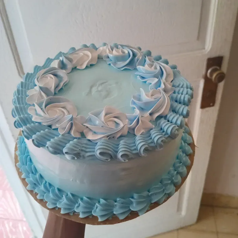 Panetela con merengue