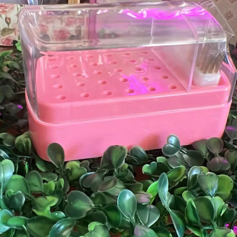 Organizador de fresas con limpia fresas