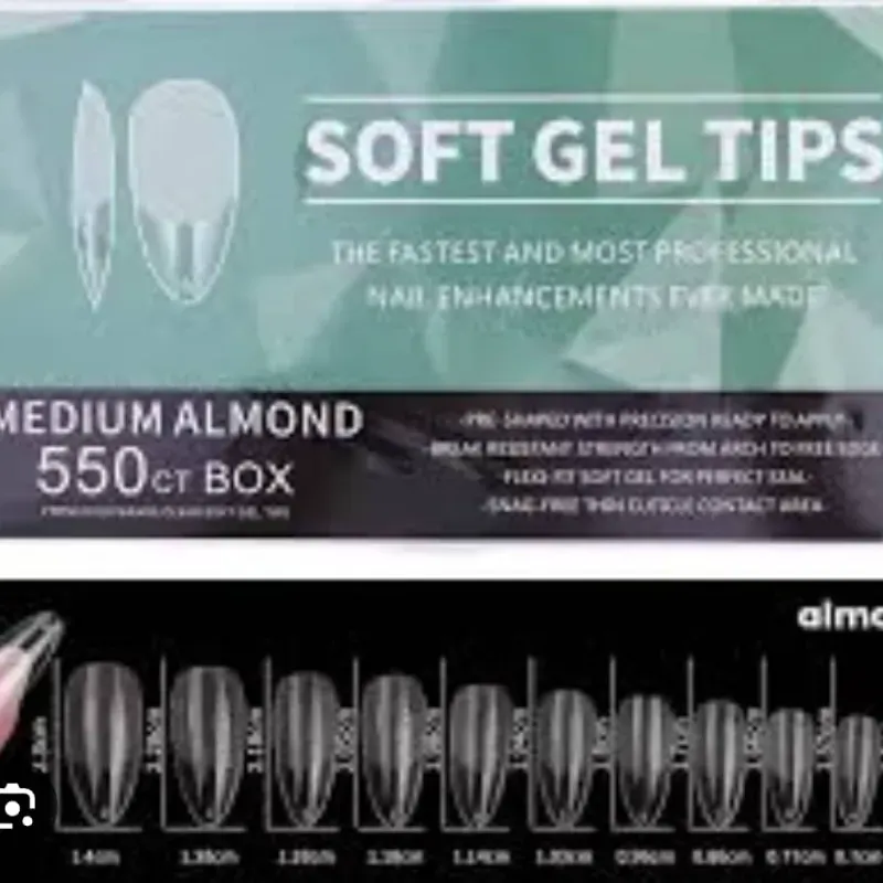 Soft gel medium almond 550 tips