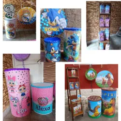 Alquiler de cilindros para candy bar y escalera para bolsitas de regalo