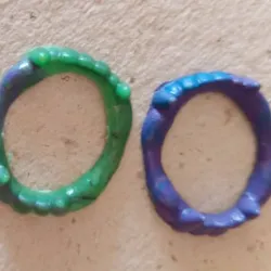 Colmillos de juguete