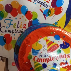 Globos con letrero feliz cumpleaños