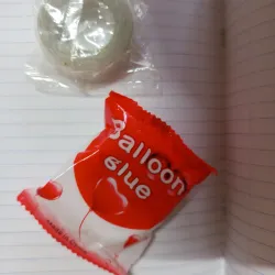 Puntos de pegar globos