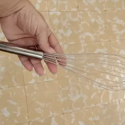Batidor de globo manual