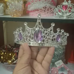 Corona plata y morada