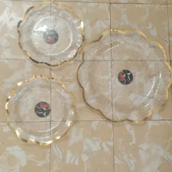 Juego de bases acrílicas transparente borde dorado forma de flor 3 piezas