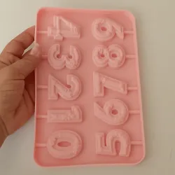 Molde números con brocheta