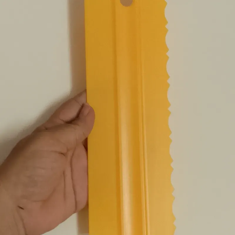 Raspa grande lisa con hojas