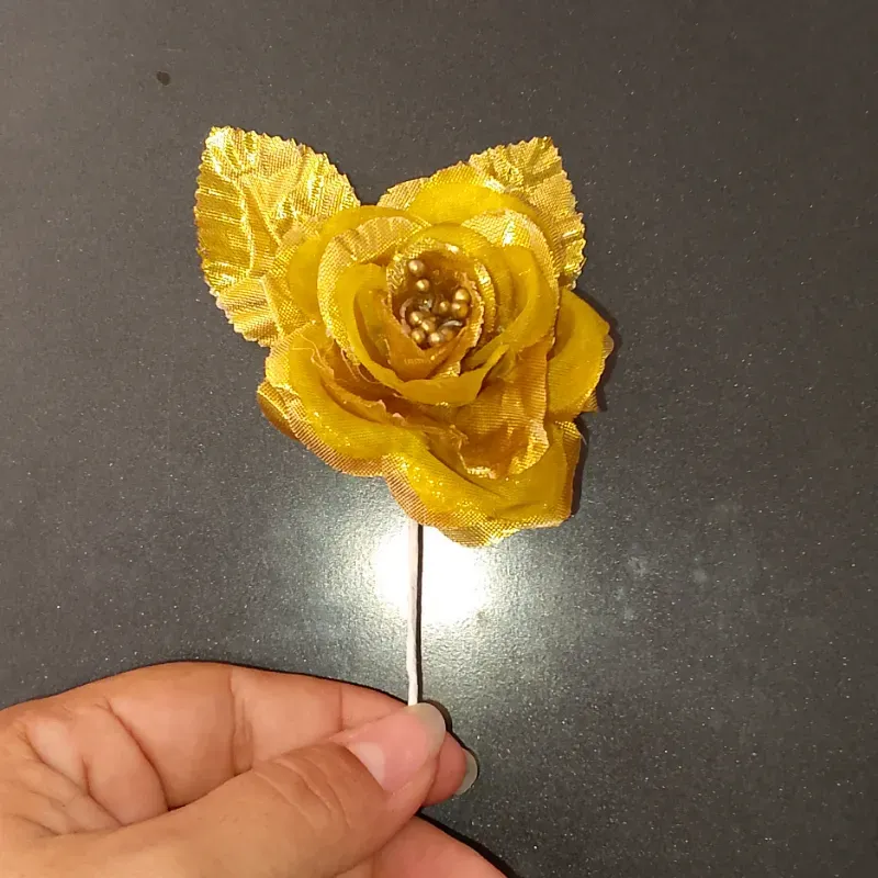 Rosa de tela | color dorado 