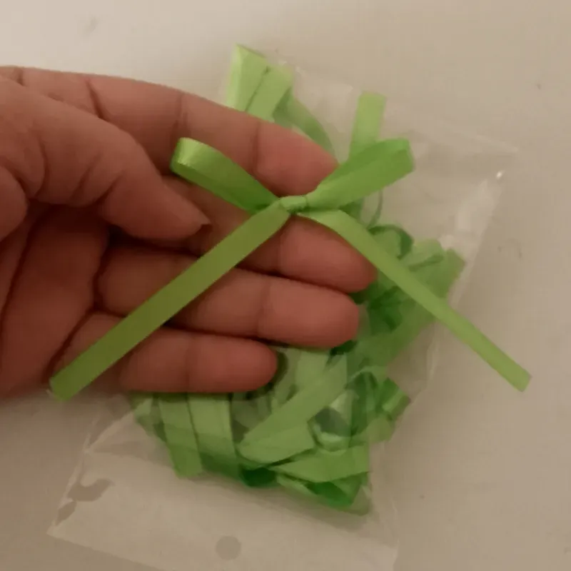 Set de lazos verde claro 15x