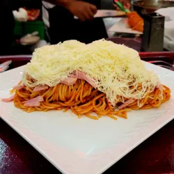 Espagueti c/Jamón