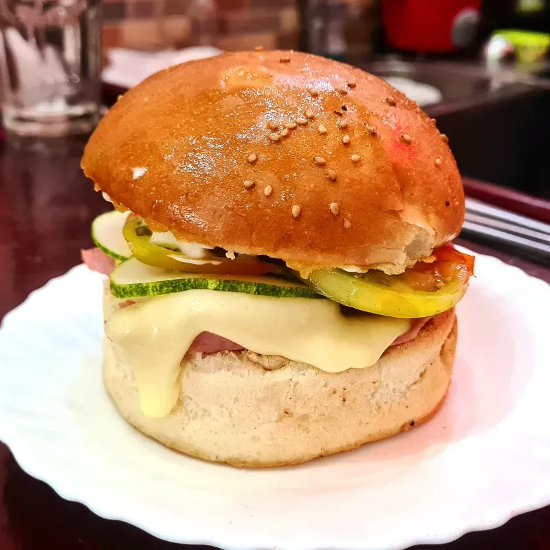 Sándwich de Jamón y Queso