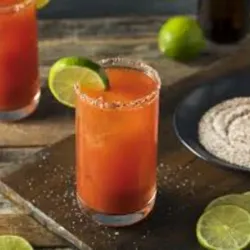 Michelada con Cerveza importada