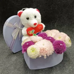 Arreglo en caja en forma de corazón