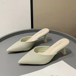 Zapatos de tacón bajo