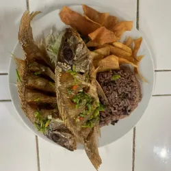 Tablet de Pescado Frito al plato