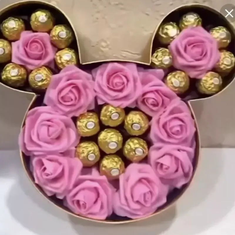 Caja de rosas Osito