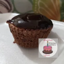 Cupcakes de chocolate con cubierta