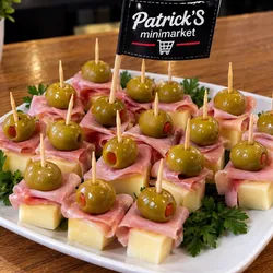 Picadura de jamón queso y aceitunas