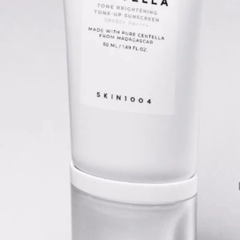 🤍SKIN1004 MADAGASCAR CENTELLA – TONE BRIGHTENING TONE-UP SUNSCREEN SPF50+ PA++++