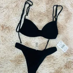Bikini color negro