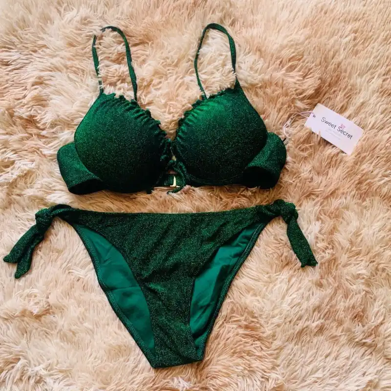 Bikini Verde Oscuro con Brillos