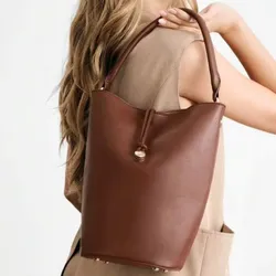 Bolso marrón 