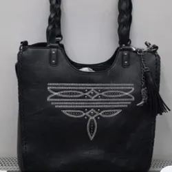 Cartera negra