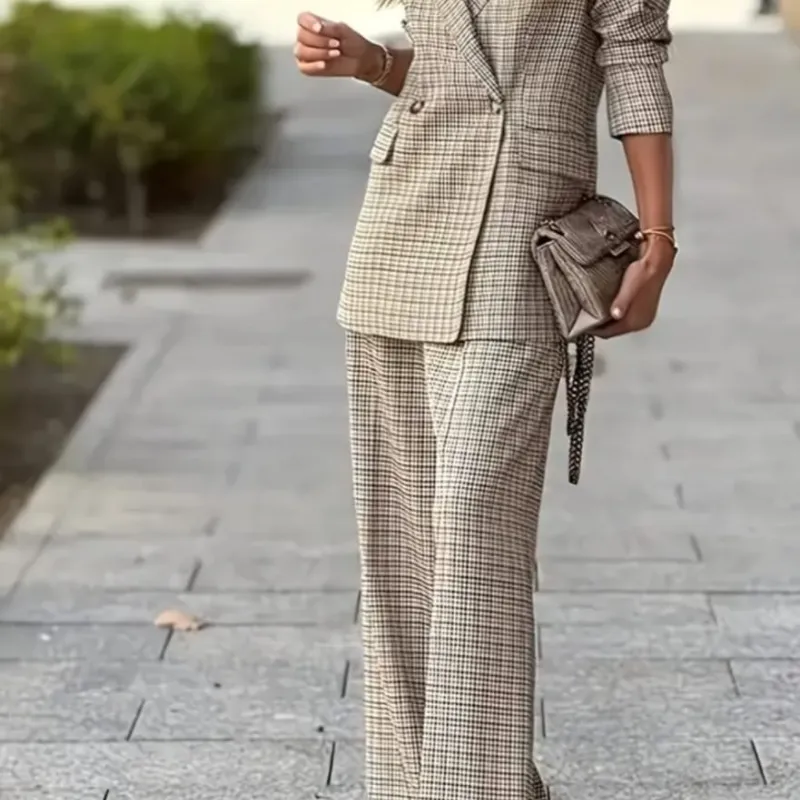 CONJUNTO CHAQUETA Y PANTALON