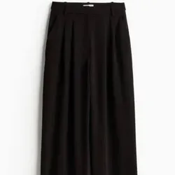 Pantalón Negro H&M