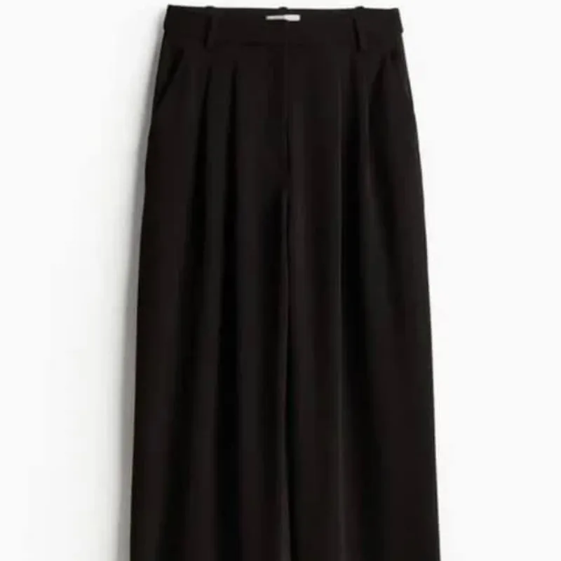 Pantalón Negro H&M