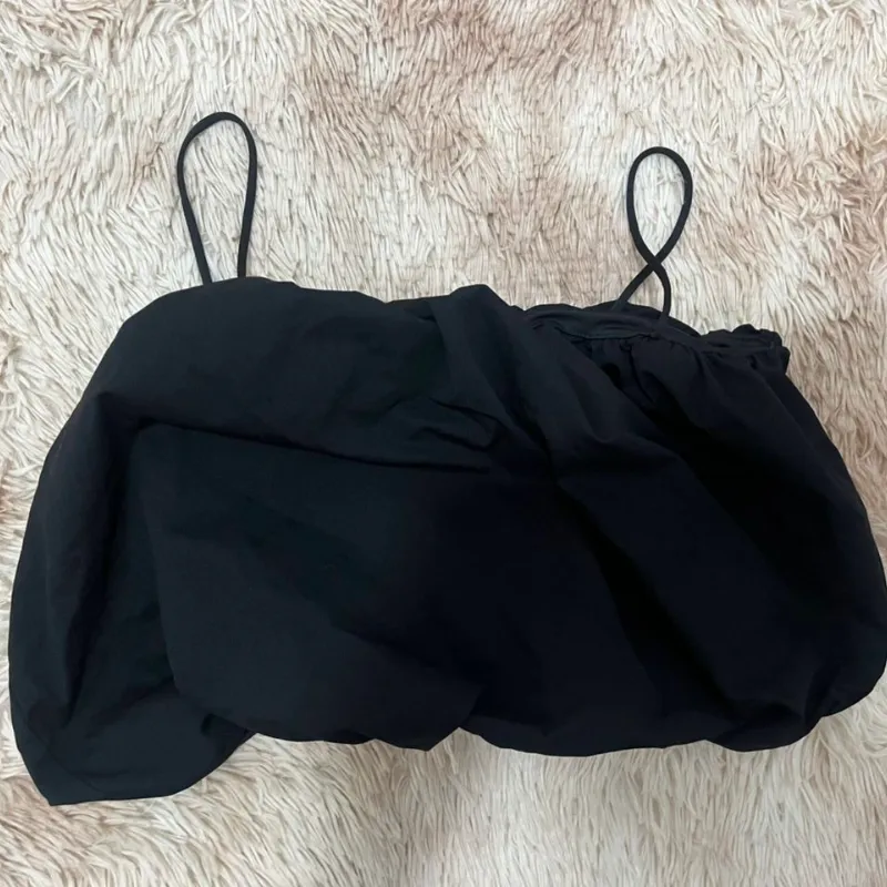 Top color negro de tirante 