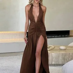 Vestido color marrón espalda afuera