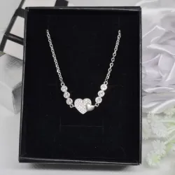 Corazón y Brillos