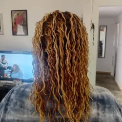 Definición de Rizos Cabello Medio