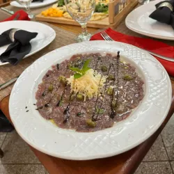 Carpaccio de res