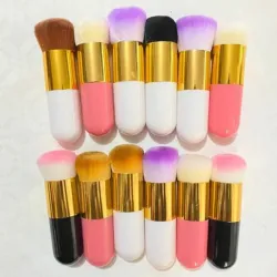 Bledo cilíndrico.  Colores varios
