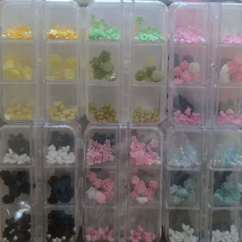 Cajita de rosas, flores y corazones 