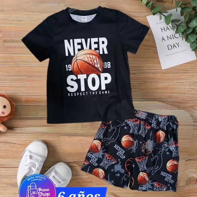 Pullover y short negro