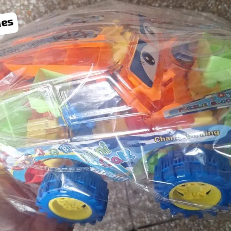 Carro con legos o bloques